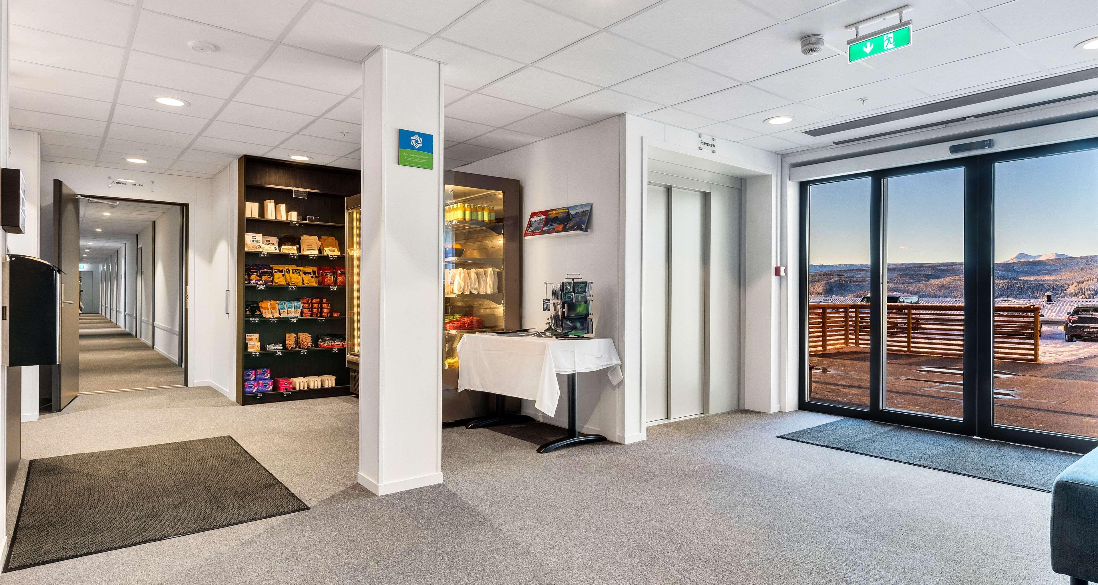 Aiden By Best Western Harstad Narvik Airport Evenesmarkja Εξωτερικό φωτογραφία