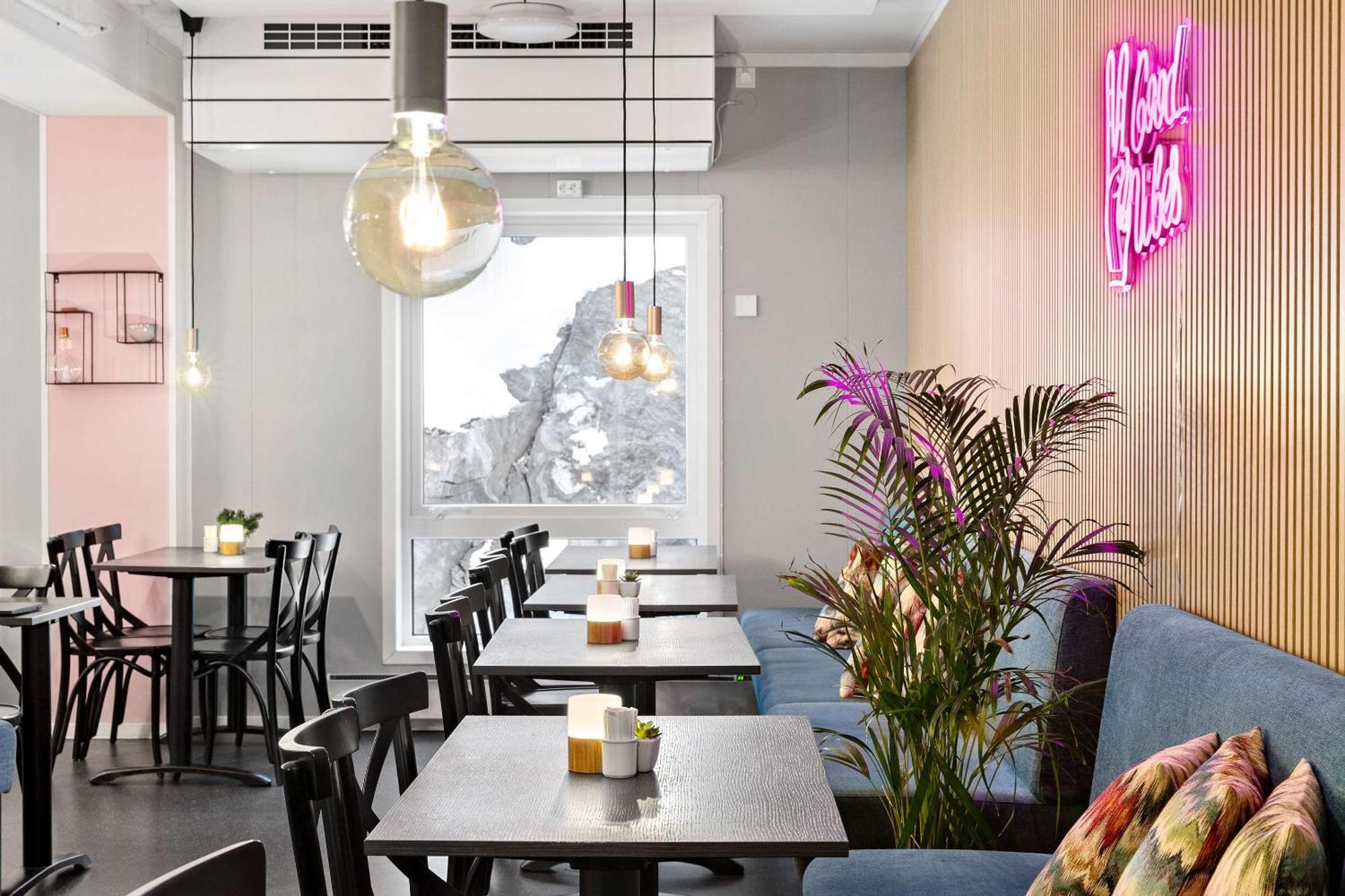 Aiden By Best Western Harstad Narvik Airport Evenesmarkja Εξωτερικό φωτογραφία